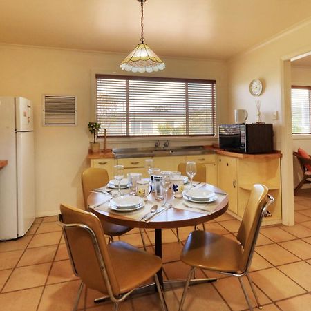 Charles Rasp Motor Inn & Cottages Брокен-Хилл Экстерьер фото
