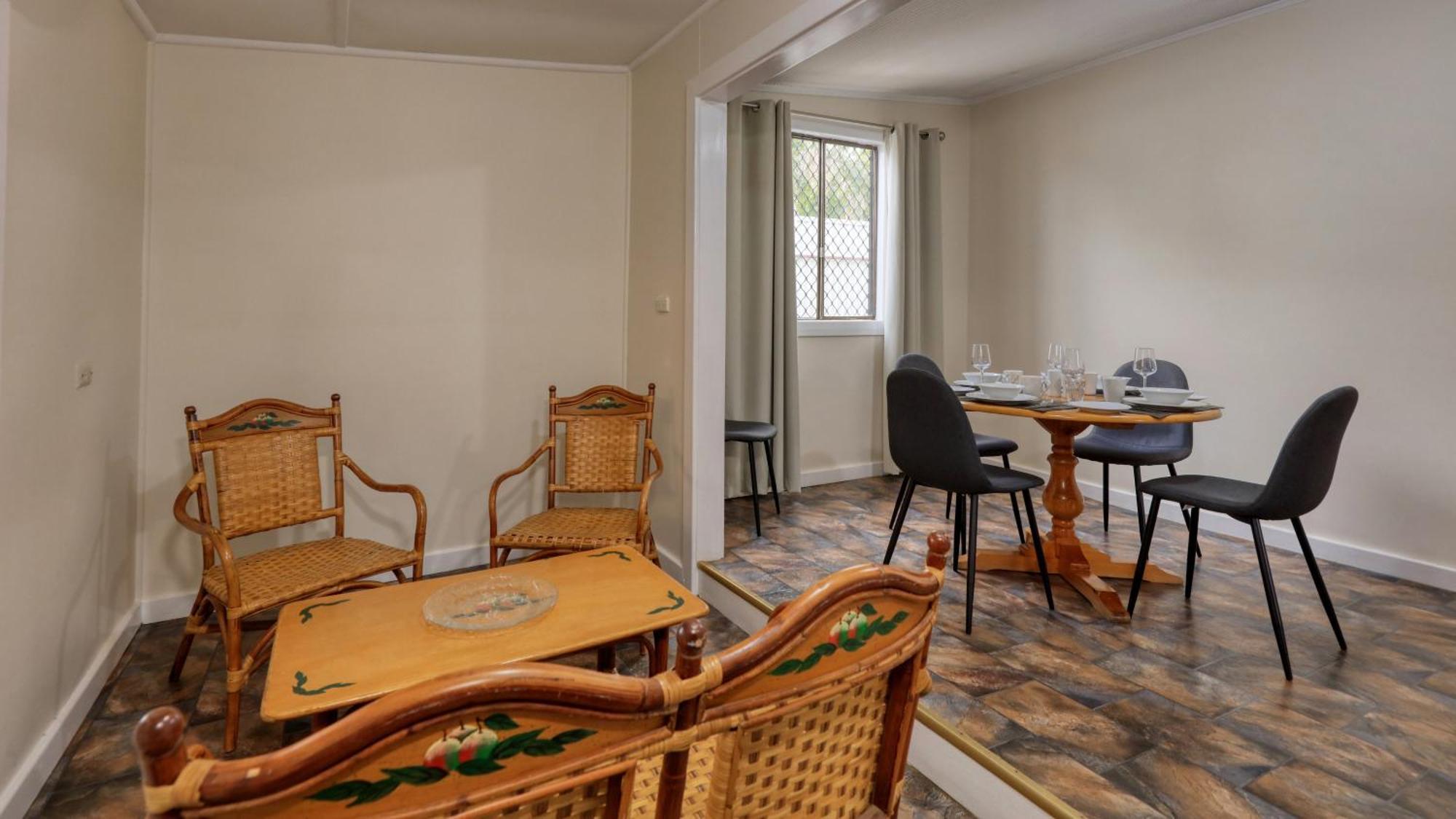 Charles Rasp Motor Inn & Cottages Брокен-Хилл Экстерьер фото